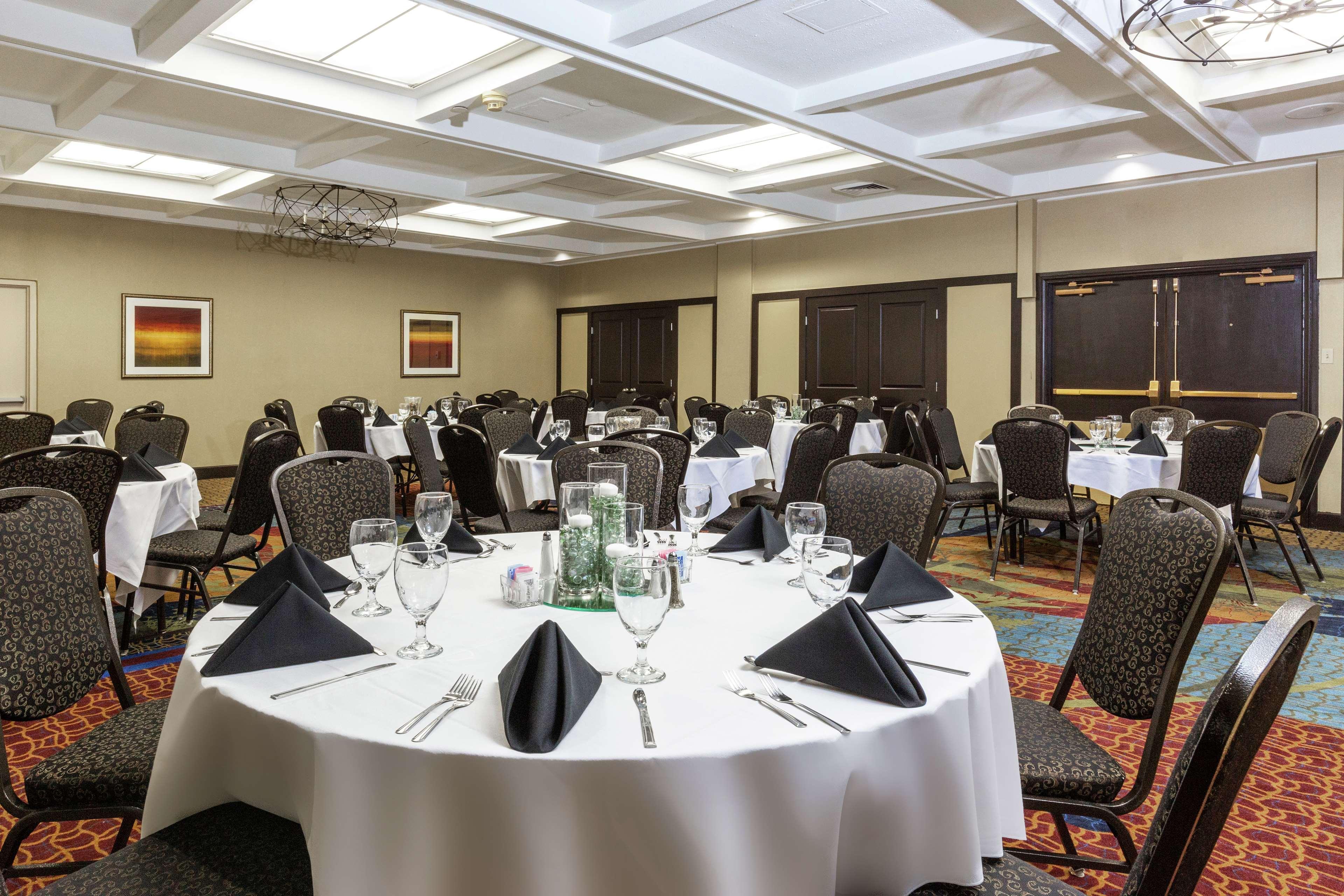 Embassy By Hilton Kansas Plaza 4* Kansas City