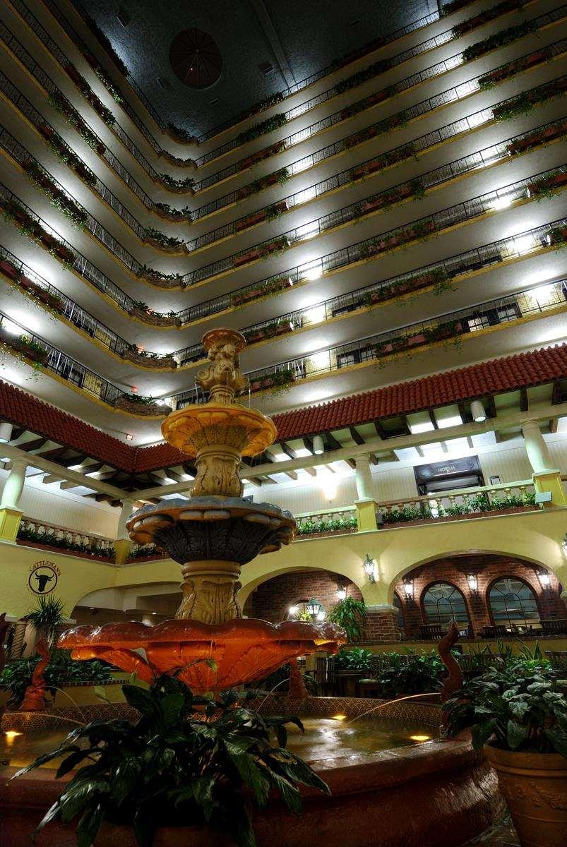 Embassy By Hilton Kansas Plaza 4*