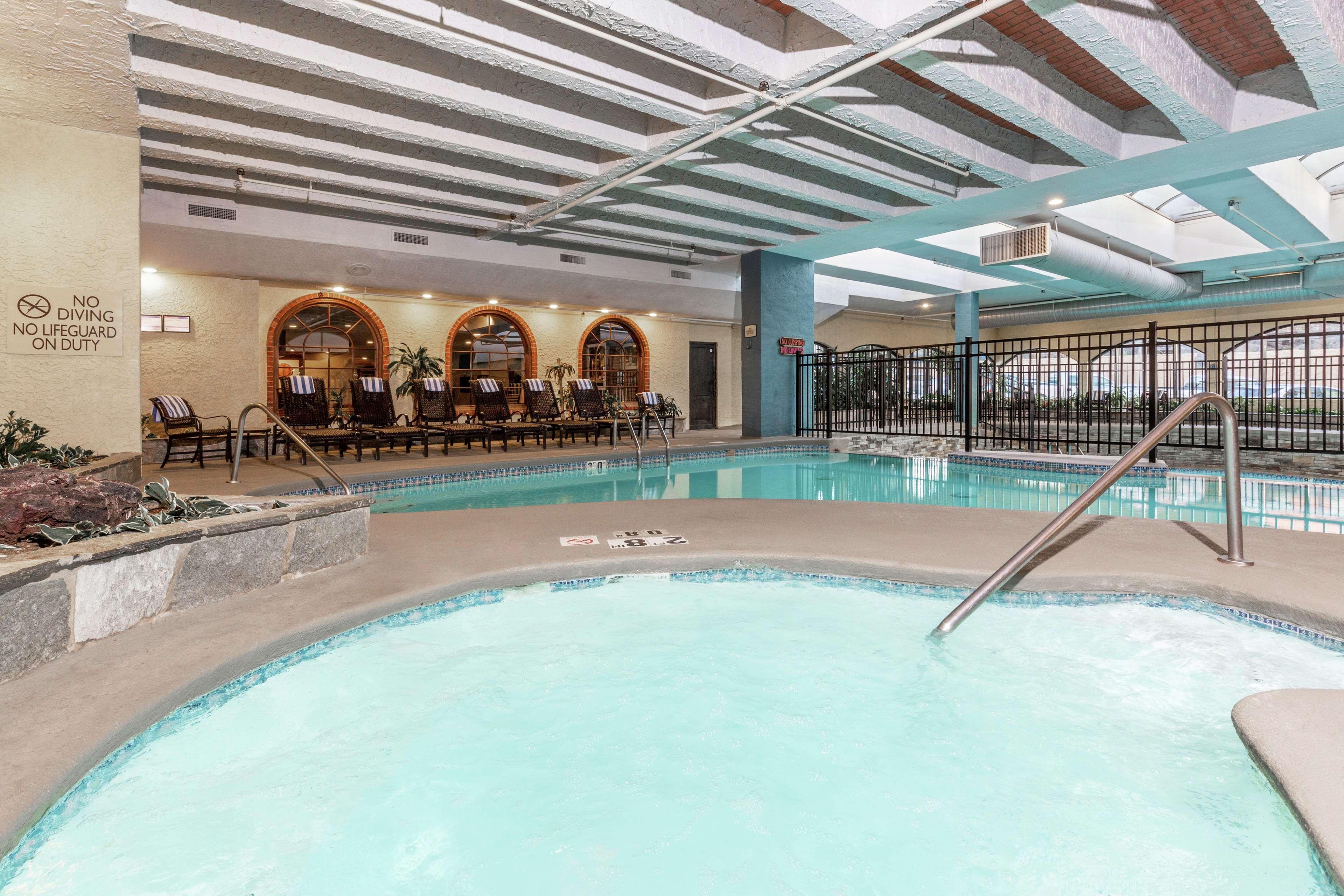 Embassy By Hilton Kansas Plaza 4* Kansas City